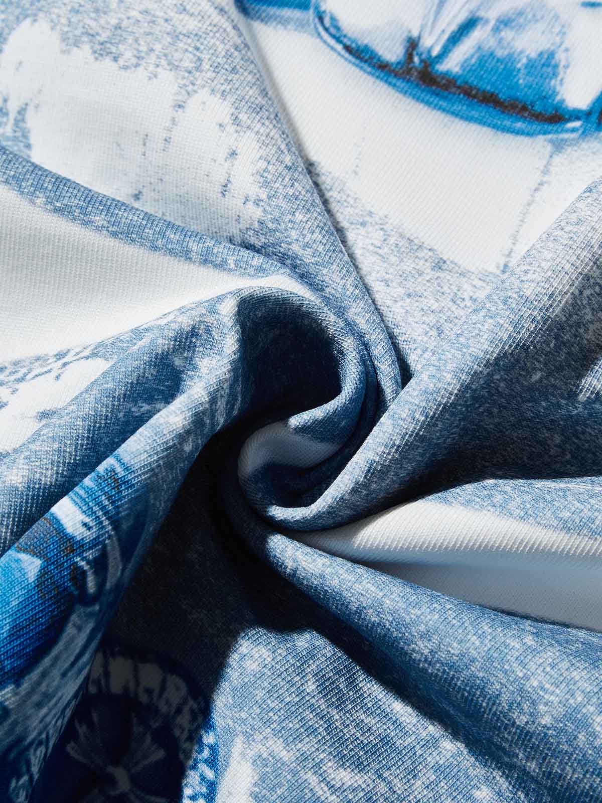 Boxy Oversized T-Shirt with Blue Vintage Noissey Grills Print - Image 3