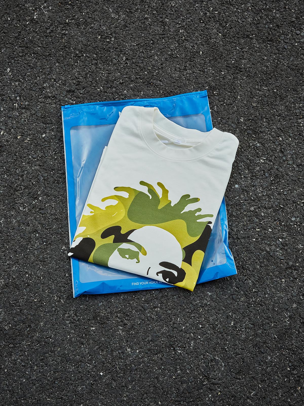 Celebrity Green Camouflage Art Print T-shirt - Image 8