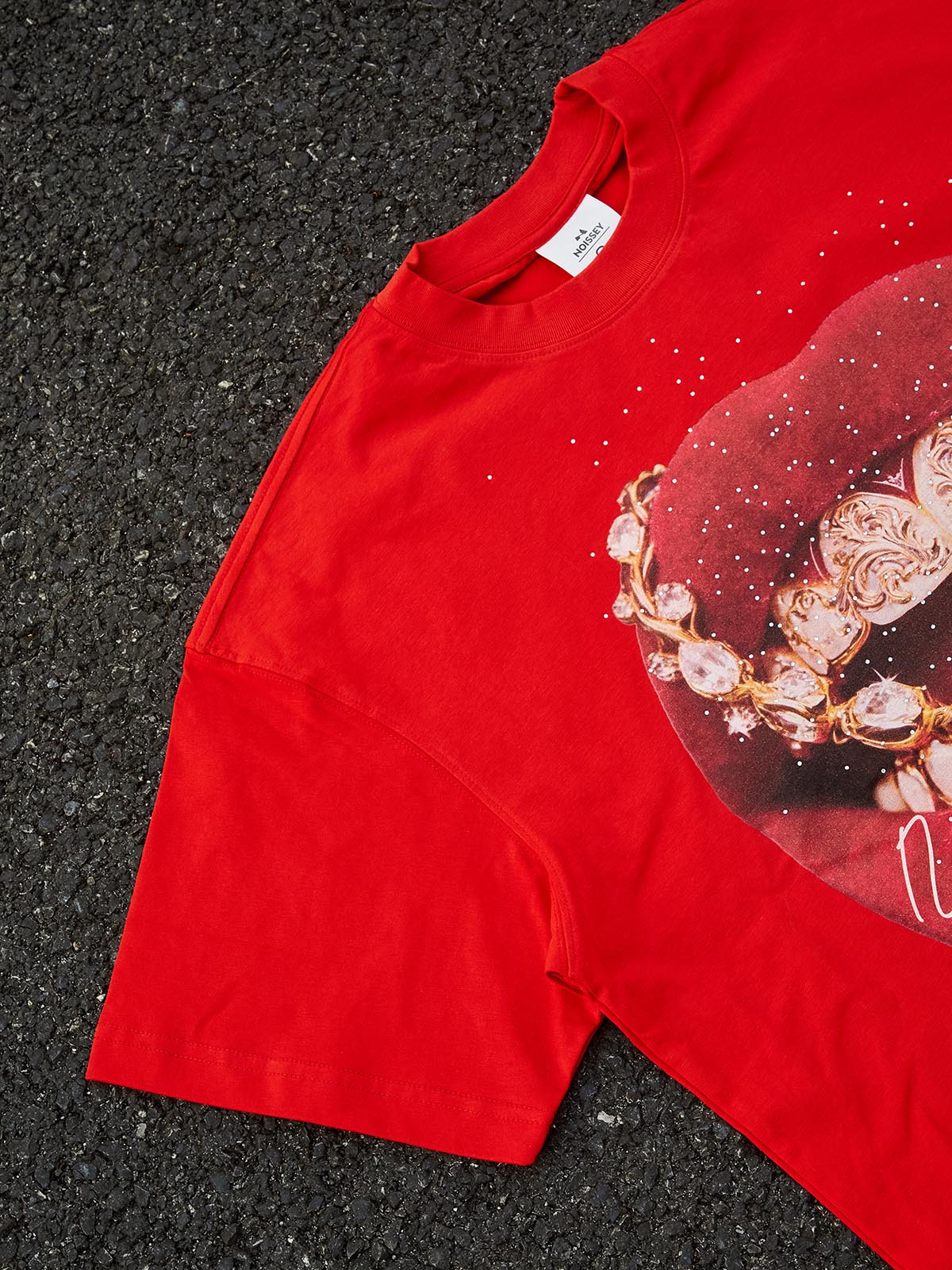 NOISSEY Y2K Bling Red Lips & Gold Chain Rhinestone T-Shirt - Red 255G Boxy Oversized Fit - Image 6