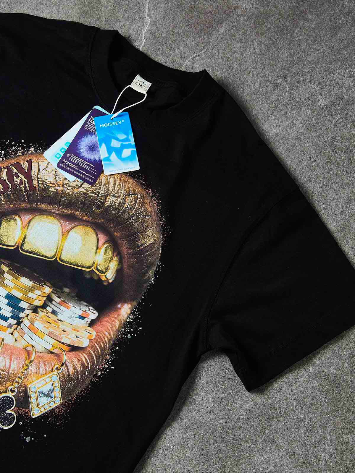 NOISSEY GOLDEN GRILLS POKER - CASINO ART BOXY TEE - Image 8