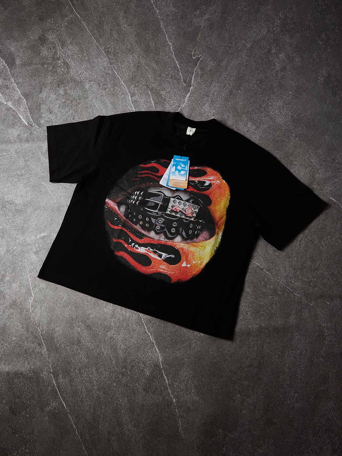 NOISSEY "Burnt Out Lips" Boxy Heavyweight Art Tee - Black - Image 9