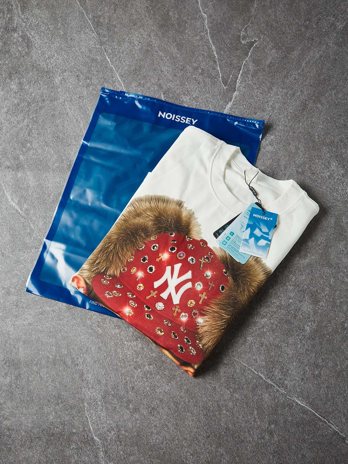 NOISSEY ICED OUT RED CAP FIGURE GRAPHIC LONG SLEEVE STREETWEAR SHIRT - Image 5