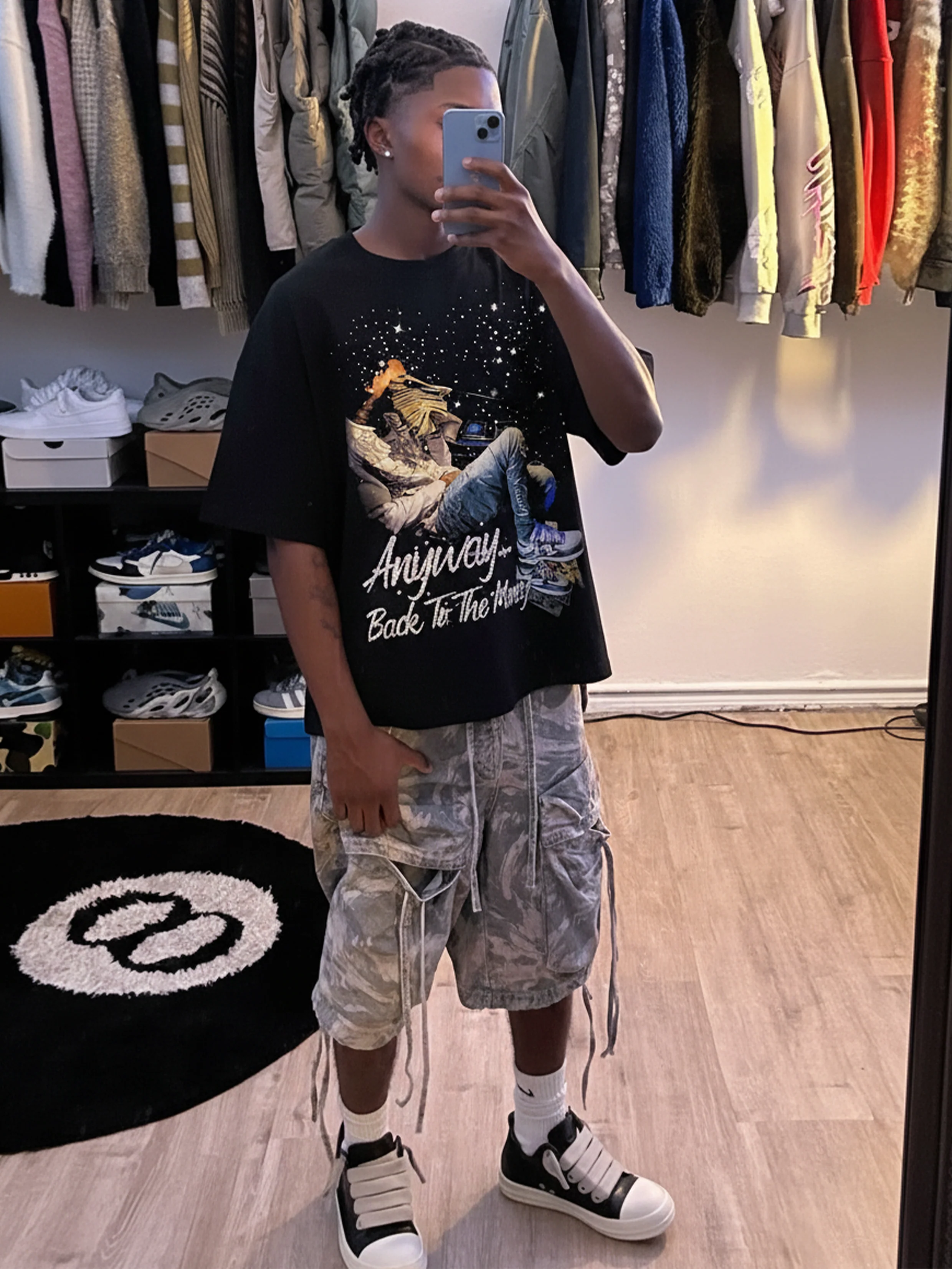 NOISSEY "Starry Reverie" Starlight Graphic Little Oversize Tee - Pitch Black - Image 2