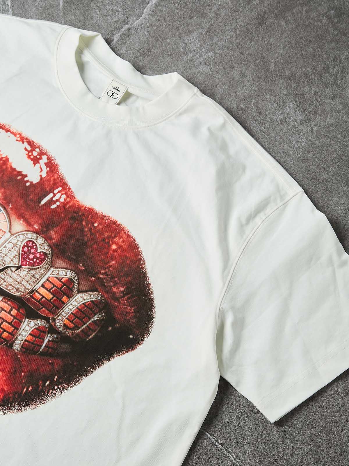 NOISSEY "Urban Heart" Brick Wall & Love Heart Grill Art Print T-Shirt - Racing White - Image 7