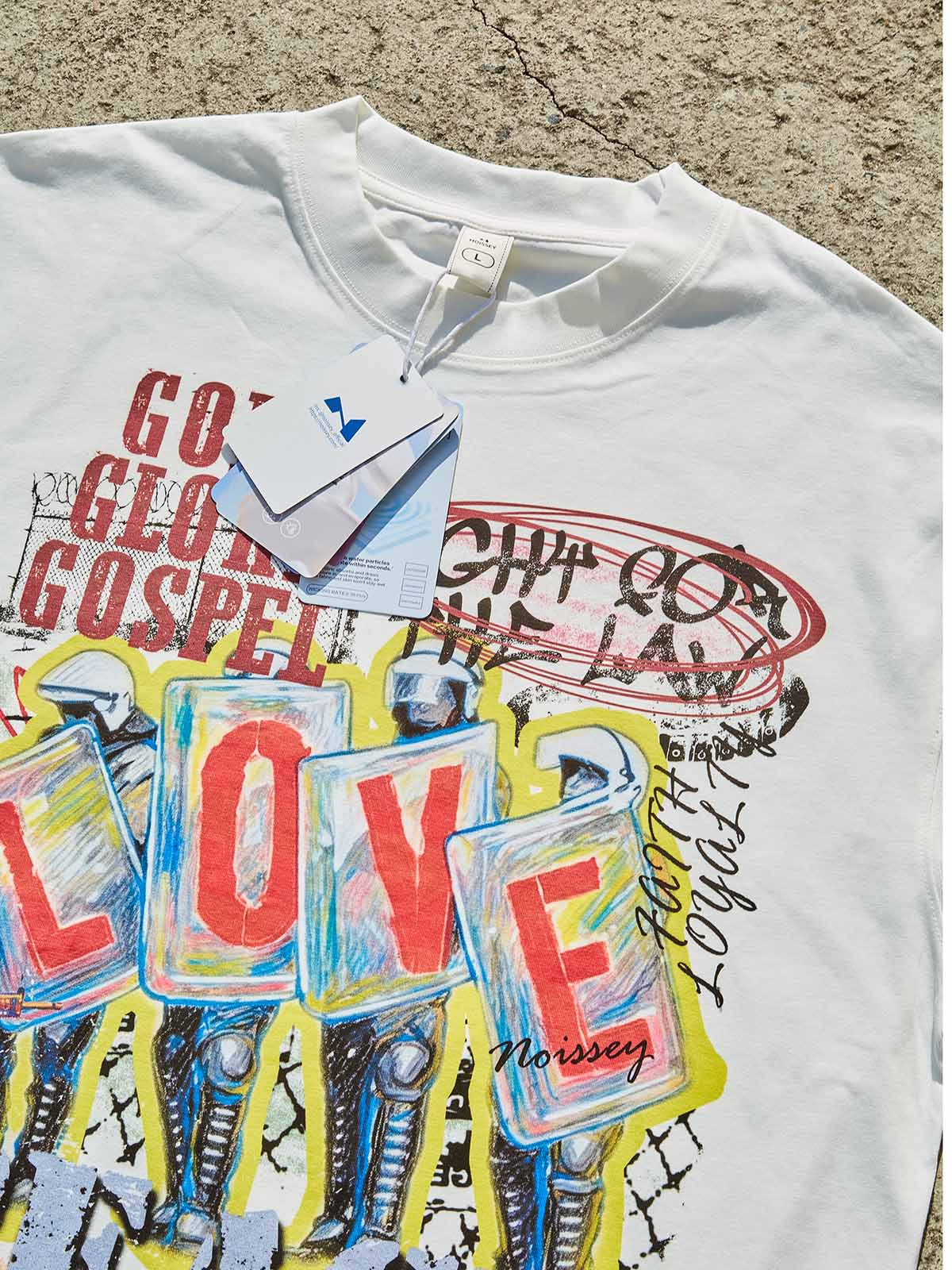 Noissey "LOVE & PEACE" Graffiti Statement Tee – Streetwear Graphic Art - Image 7